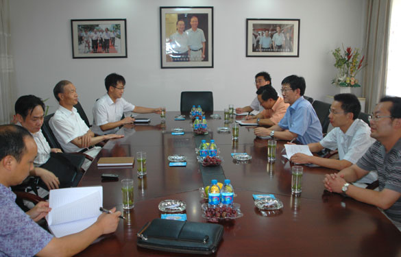 常州市委研究室向导一行十余人来亚美AM8AG集团调研