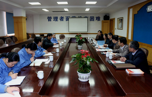 江苏省总工会副主席马永清一行来亚美AM8AG电缆调研