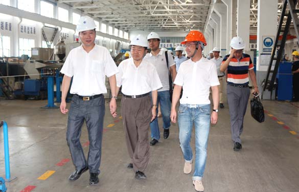 常州青年企业家齐聚亚美AM8AG电缆学习质量治理