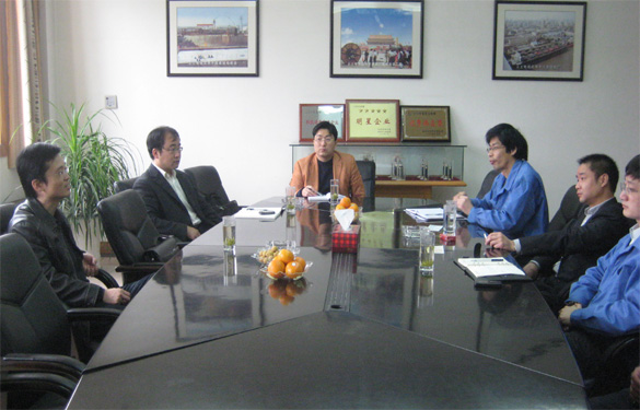 溧阳市委、常委组织部部长杨琪来亚美AM8AG慰问科技人才