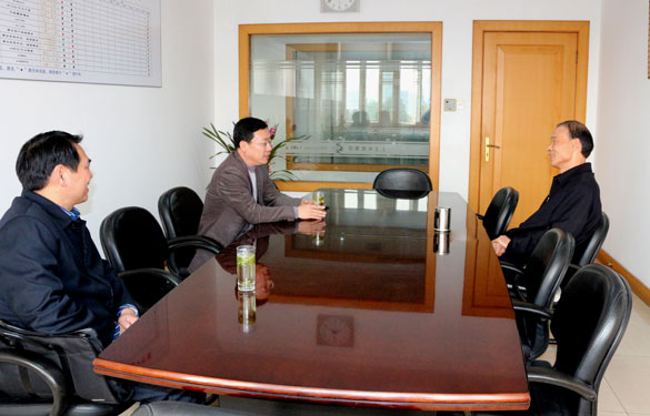 溧阳市人民审查院审查长周常春来亚美AM8AG集团走访