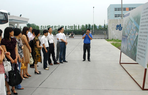 溧阳市人大溧城一团代表来亚美AM8AG考察