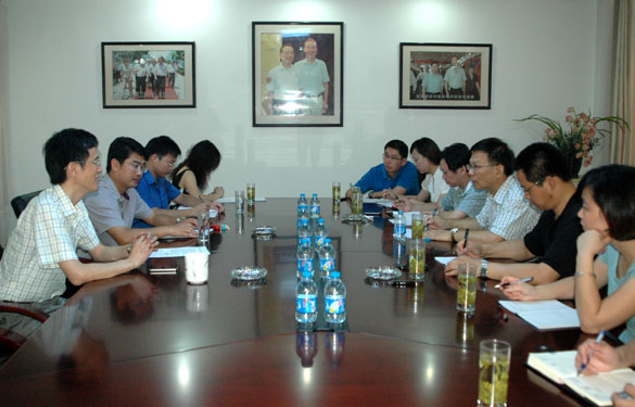 江苏省社会科学院天下经济研究所所长田伯平来亚美AM8AG集团调研