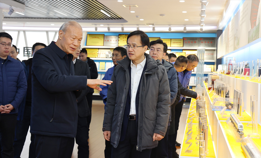 常州市副市长徐军来亚美AM8AG电缆调研